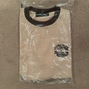 Homme Femme Brown Collar Beige Shirt